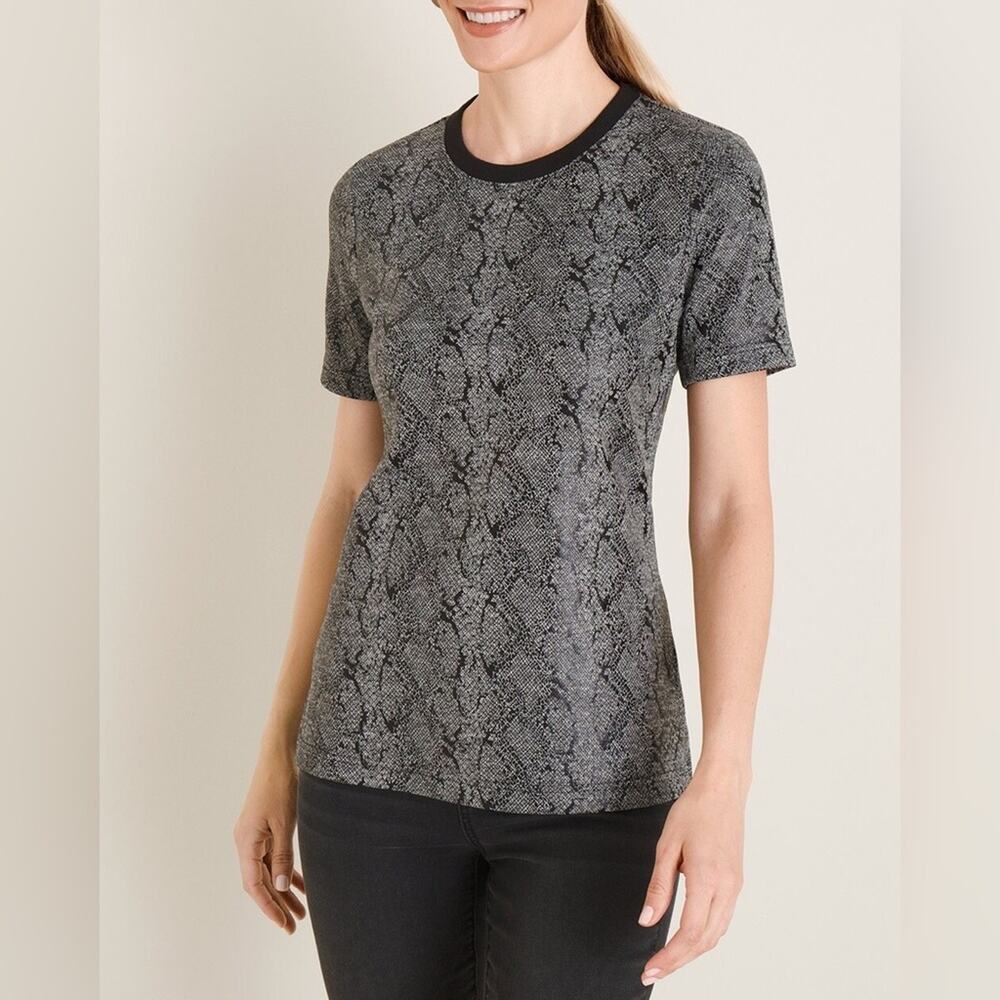Chico’s Snake-Print Jacquard Short Sleeve T-Shirt Black and Grey Size 2 (Large)